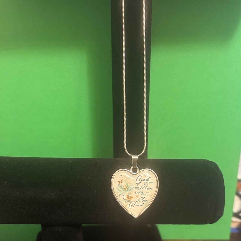 Silver Heart Pendant Necklace
